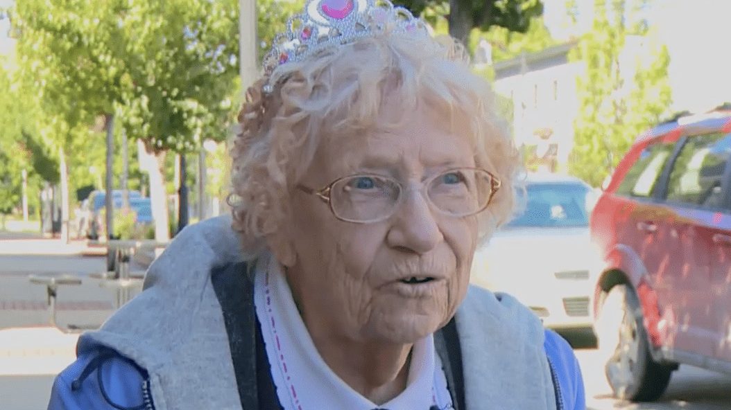 Woman Celebrates Her 101st Birthday Reveals Simple Secret To Longevity 0946