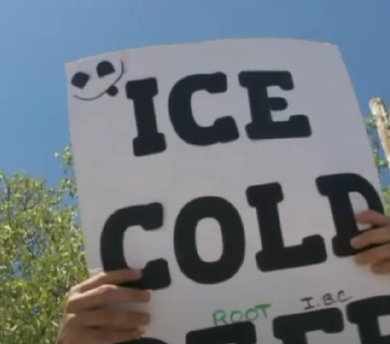 Police Are Called On Boy Selling ‘Ice Cold Beer’ But His Clever Sign ...