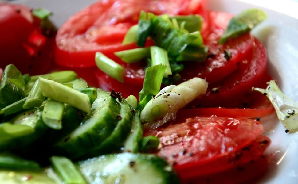 Here's Why Tomatoes And Cucumbers Should Never Be Put In The Same Salad