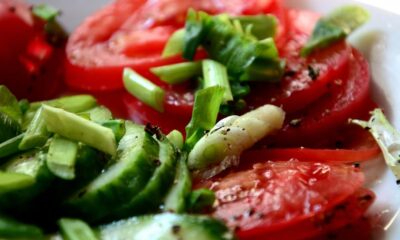 Here's Why Tomatoes And Cucumbers Should Never Be Put In The Same Salad