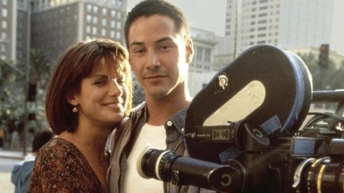 Memories: Sandra Bullock Remembers the Sweet Gesture from Keanu Reeves