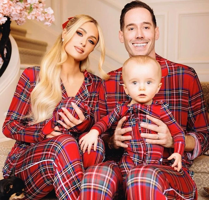 Paris Hilton Shares Sweet Family Photos, but People Spot a Curious ...