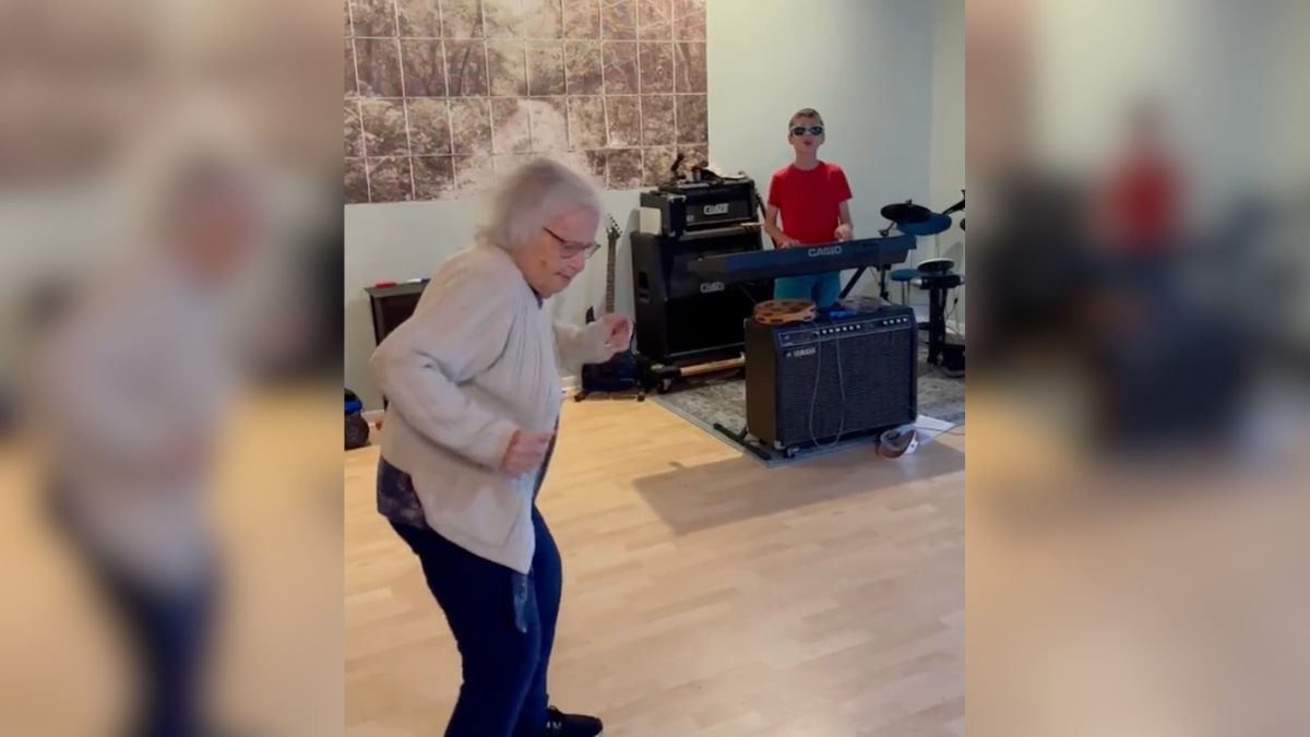 Grandma Throws The Walker & Shows Off Incredible Dance Moves In A ...