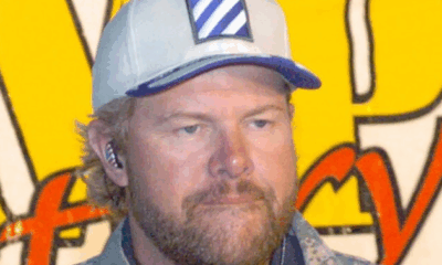 Toby Keith’s Emotional Tribute: Wounded Marine Joins Him