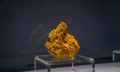 Scientist Eats Uranium On Live Tv To Prove It’s ‘Harmless’