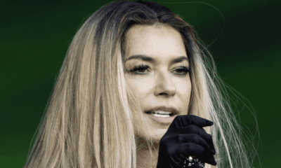 Shania Twain Stops Her Show in Las Vegas