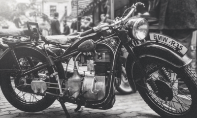 The Old Biker Who Shielded A Little Girl And Her Shivering Dog — And Made An Entire Crowd Step Aside