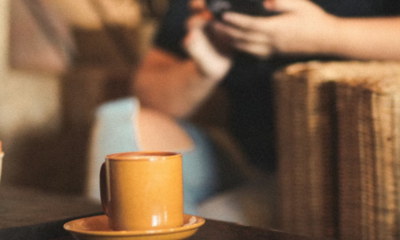 A Single Dad’s Helped A Stranger — The Next Day, Luxury Cars Lined His Street