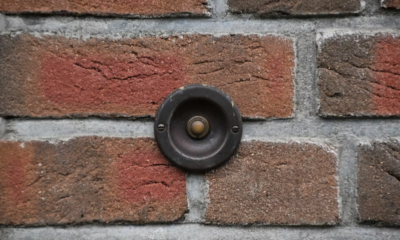 His Mistress Rang The Doorbell, Handed His Wife Her Coat And Said "Tell Richard I'm Here"