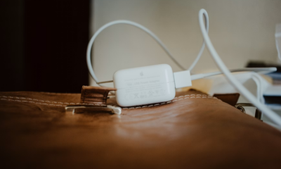 My Husband Left His Apple Watch Charging — One Message Appeared On The Screen And Changed Everything