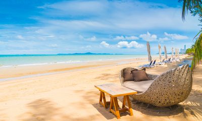 My Husband Said He Was Too Sick To Put Sunscreen On My Back — Then I Saw Who He Helped
