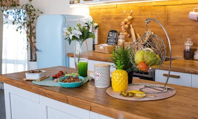 For Eight Years, My Parents Made Me Leave When My Brother’s Fiancée Visited — Then I Saw the Table